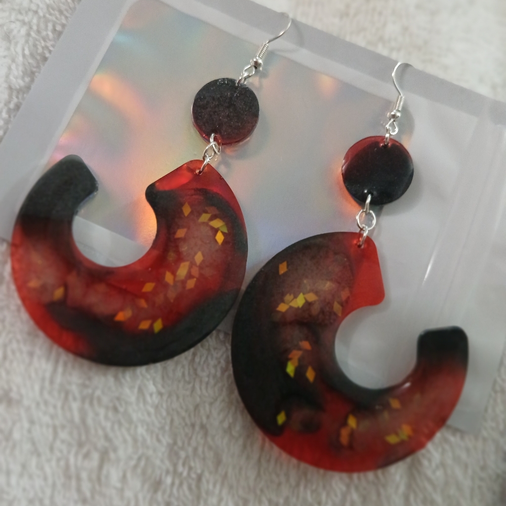 Earrings - Picture 2 of 3
